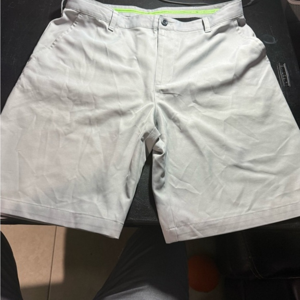 Izod golf gray shorts size 38